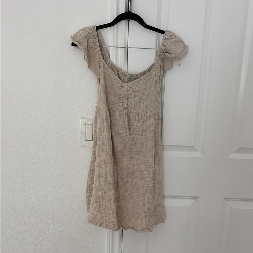 Beige Short Sleeve Dress with pockets
